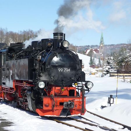 Ferienwohnungen "Am Schloessel" Oberwiesenthal Bagian luar foto