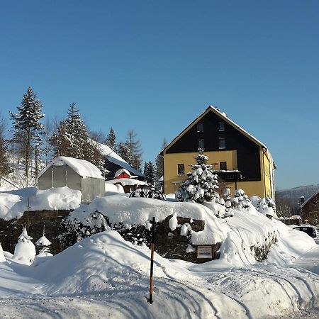 Ferienwohnungen "Am Schloessel" Oberwiesenthal Bagian luar foto