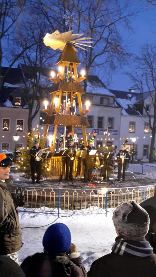 Ferienwohnungen "Am Schloessel" Oberwiesenthal Bagian luar foto