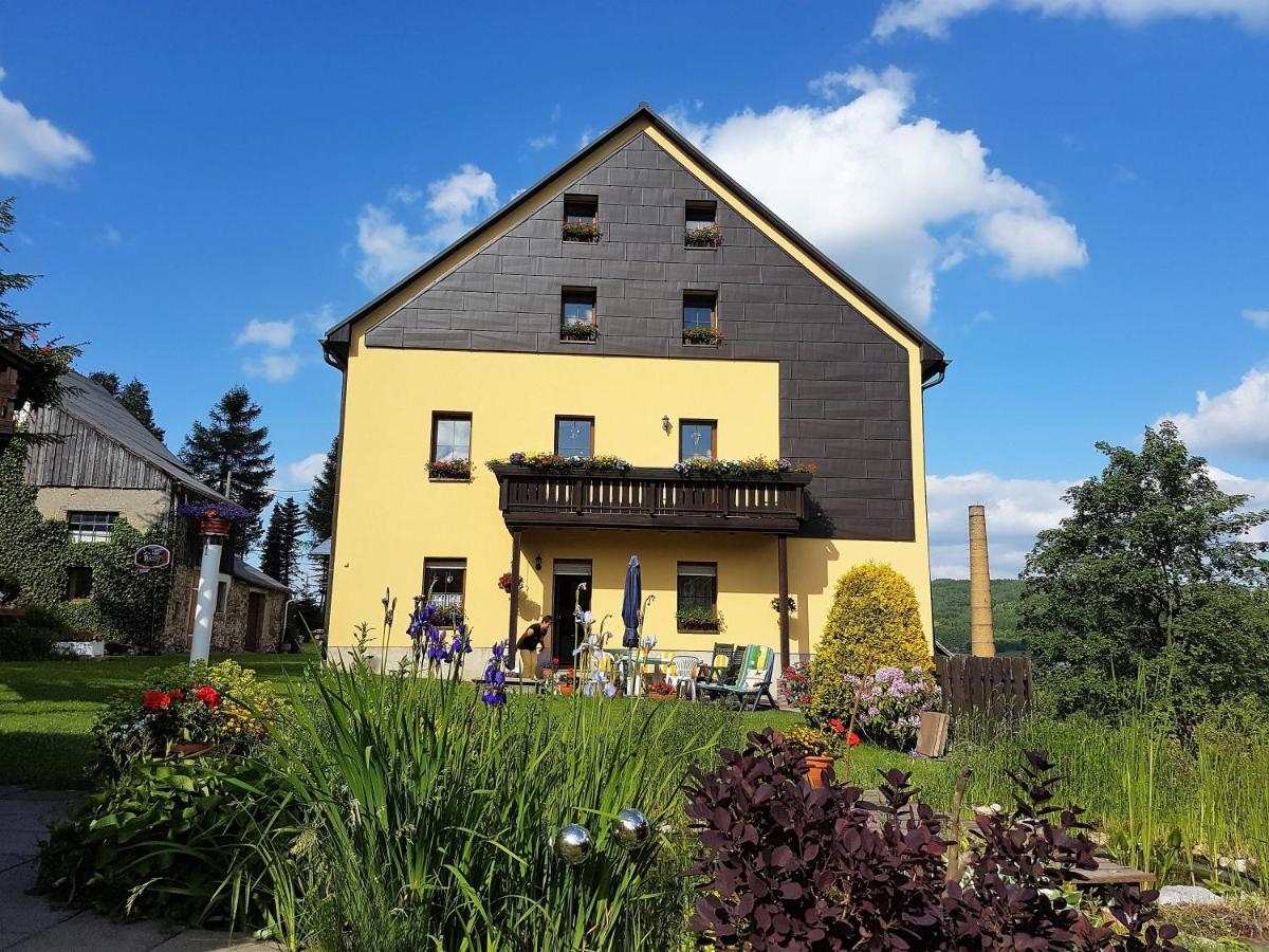 Ferienwohnungen "Am Schloessel" Oberwiesenthal Bagian luar foto
