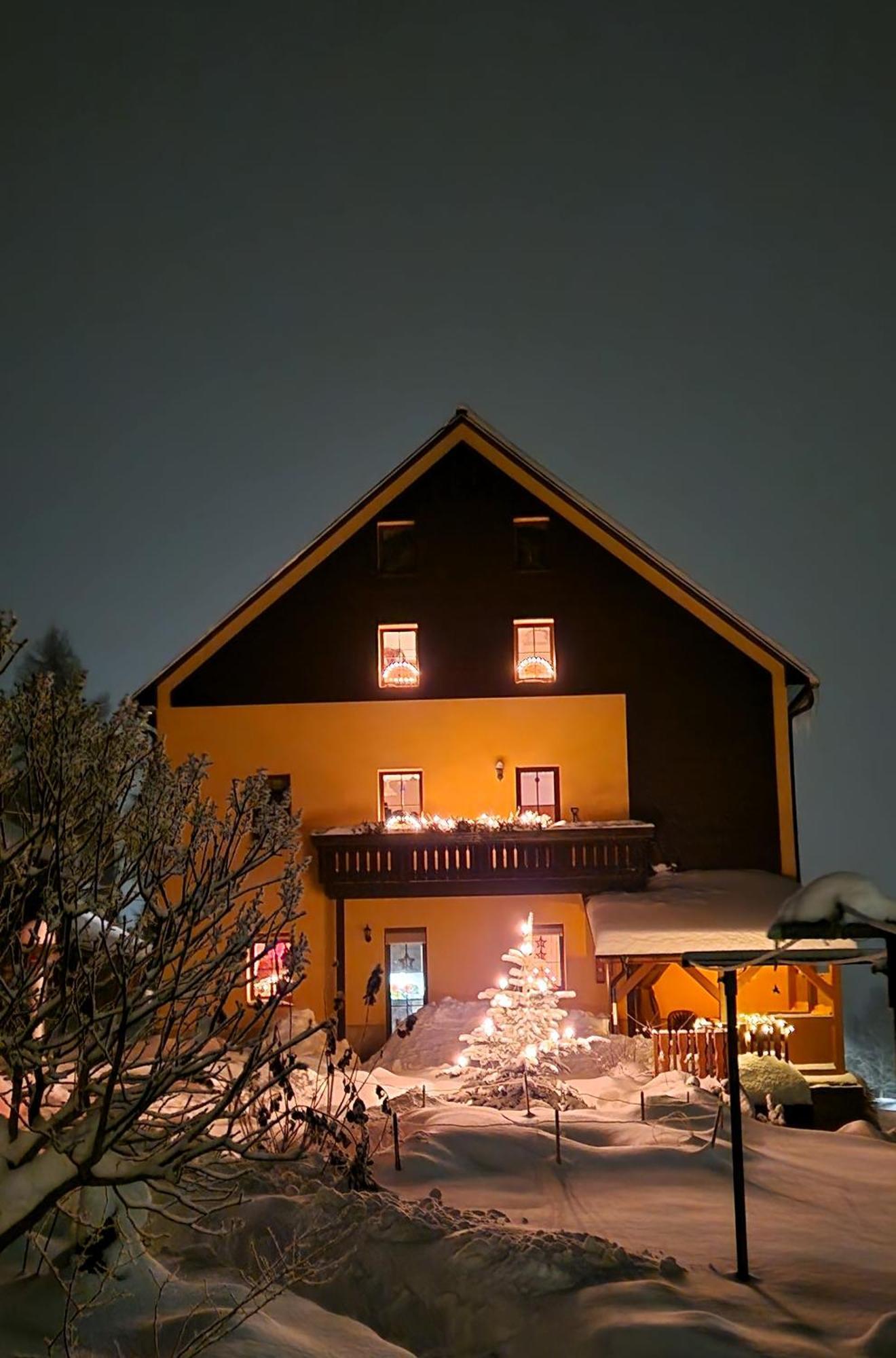 Ferienwohnungen "Am Schloessel" Oberwiesenthal Bagian luar foto
