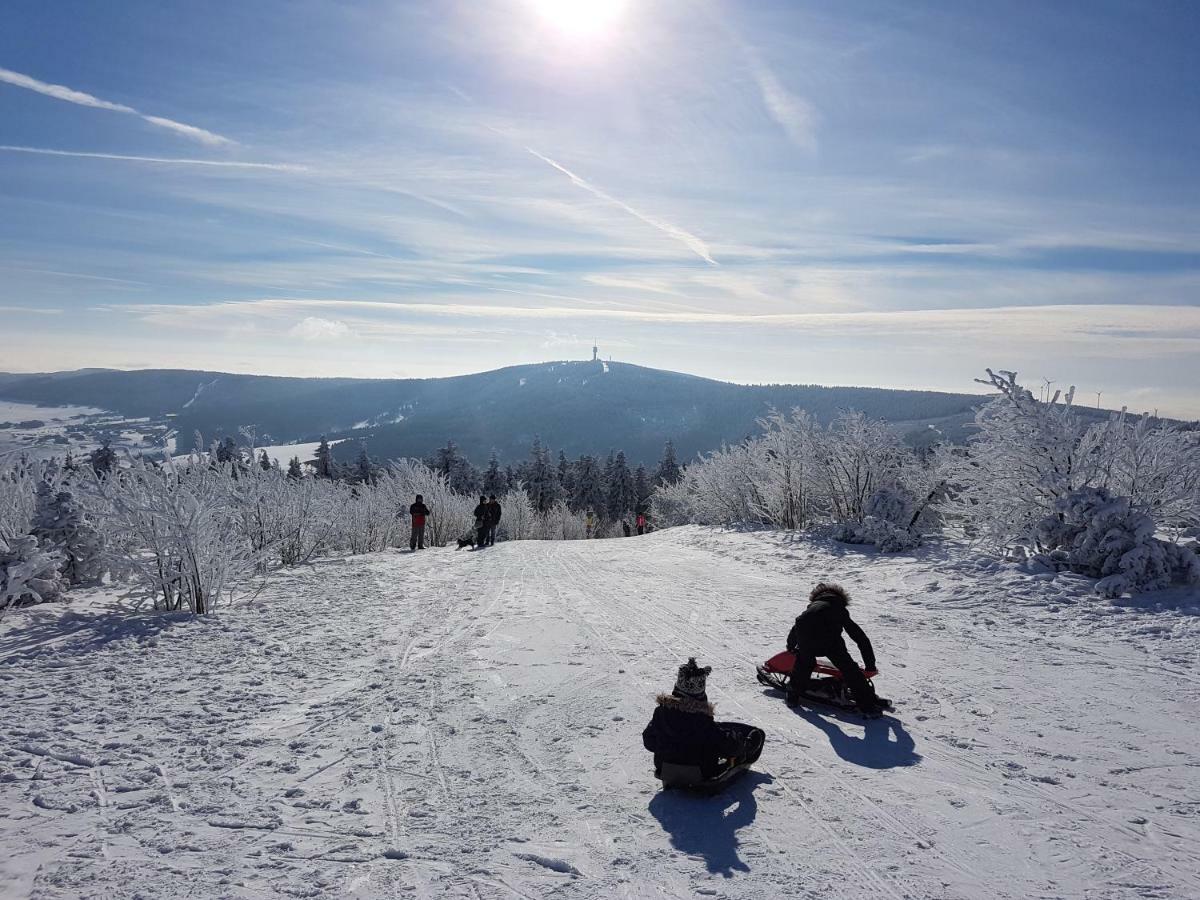 Ferienwohnungen "Am Schloessel" Oberwiesenthal Bagian luar foto