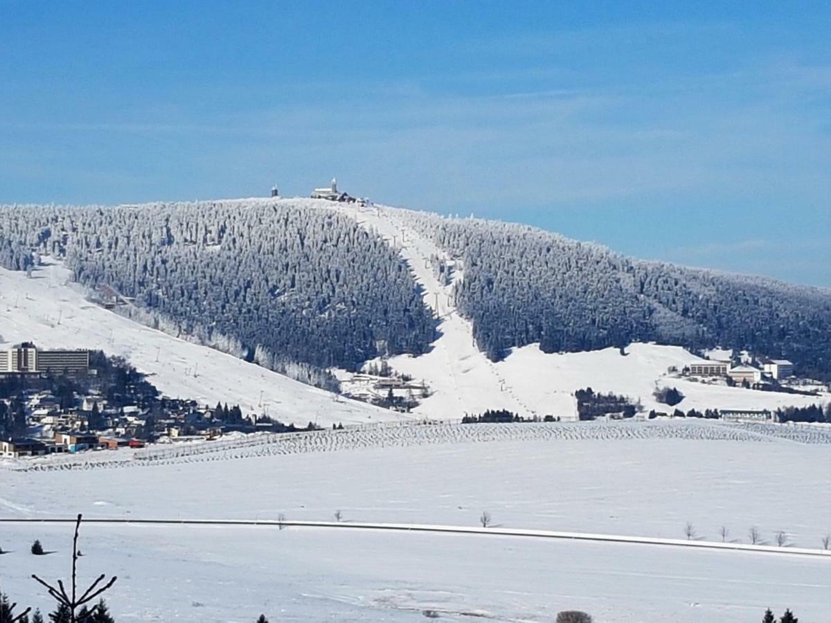 Ferienwohnungen "Am Schloessel" Oberwiesenthal Bagian luar foto
